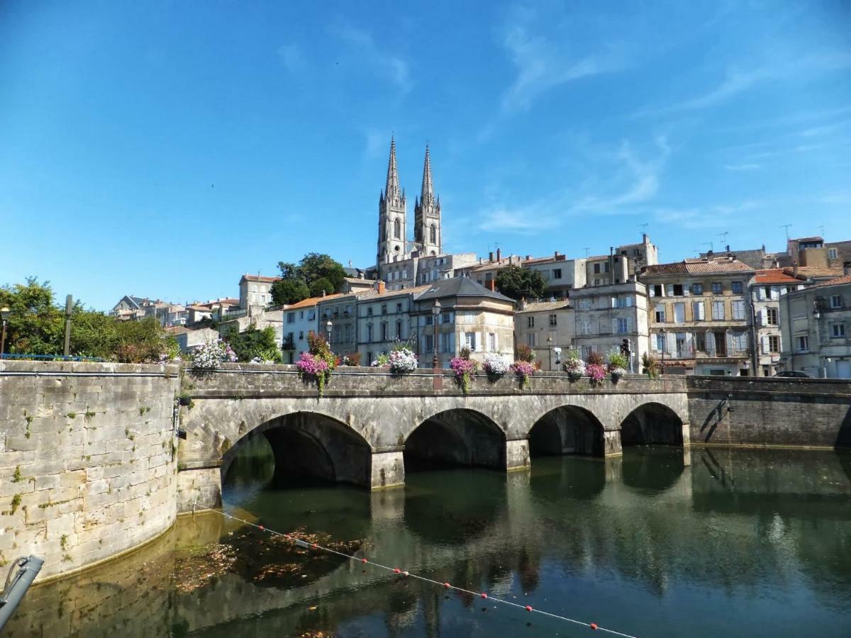 Le Petit Bois Apartment Niort Ngoại thất bức ảnh